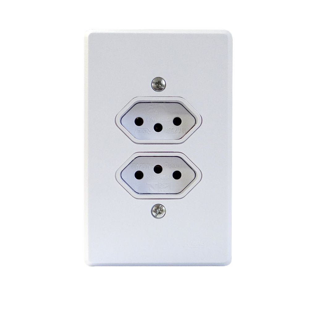 TOMADA DUPLA 2P+T 10A/250V